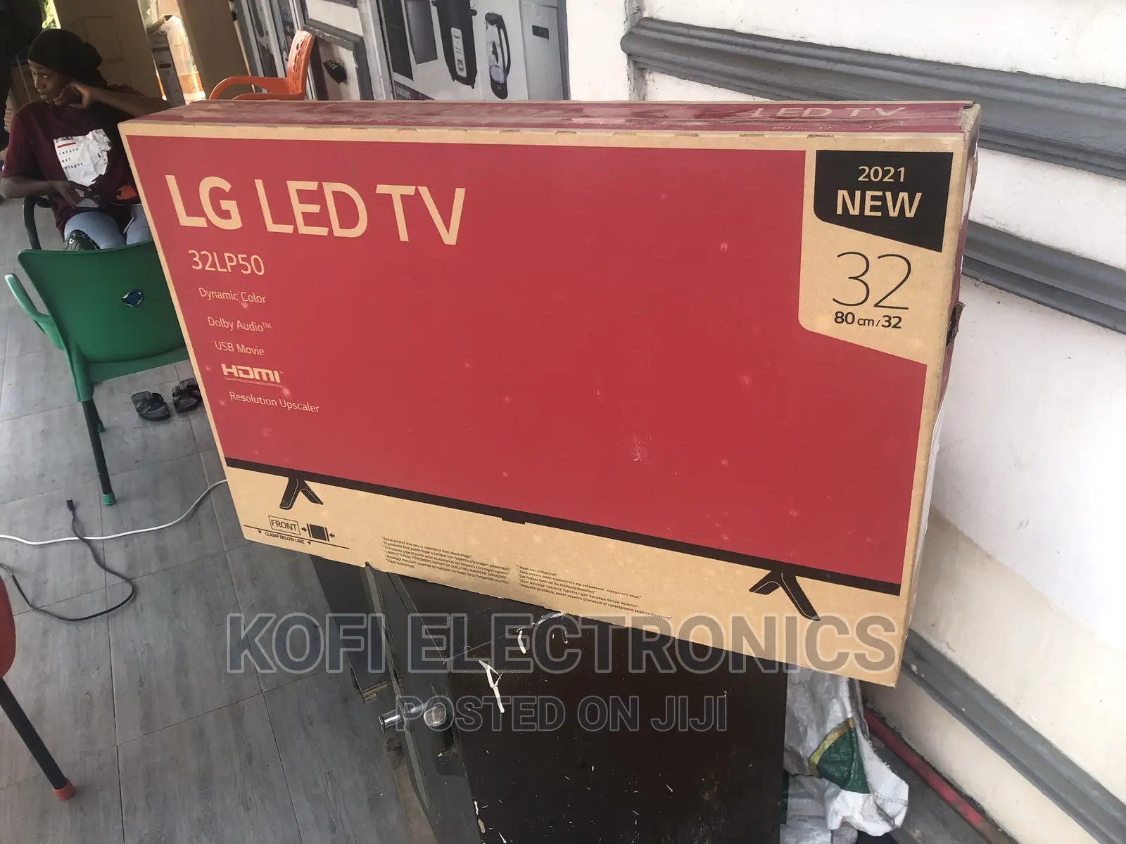 LG 32 Inch HD LED Standard Digital TV Wibuilt-in HD Receiver