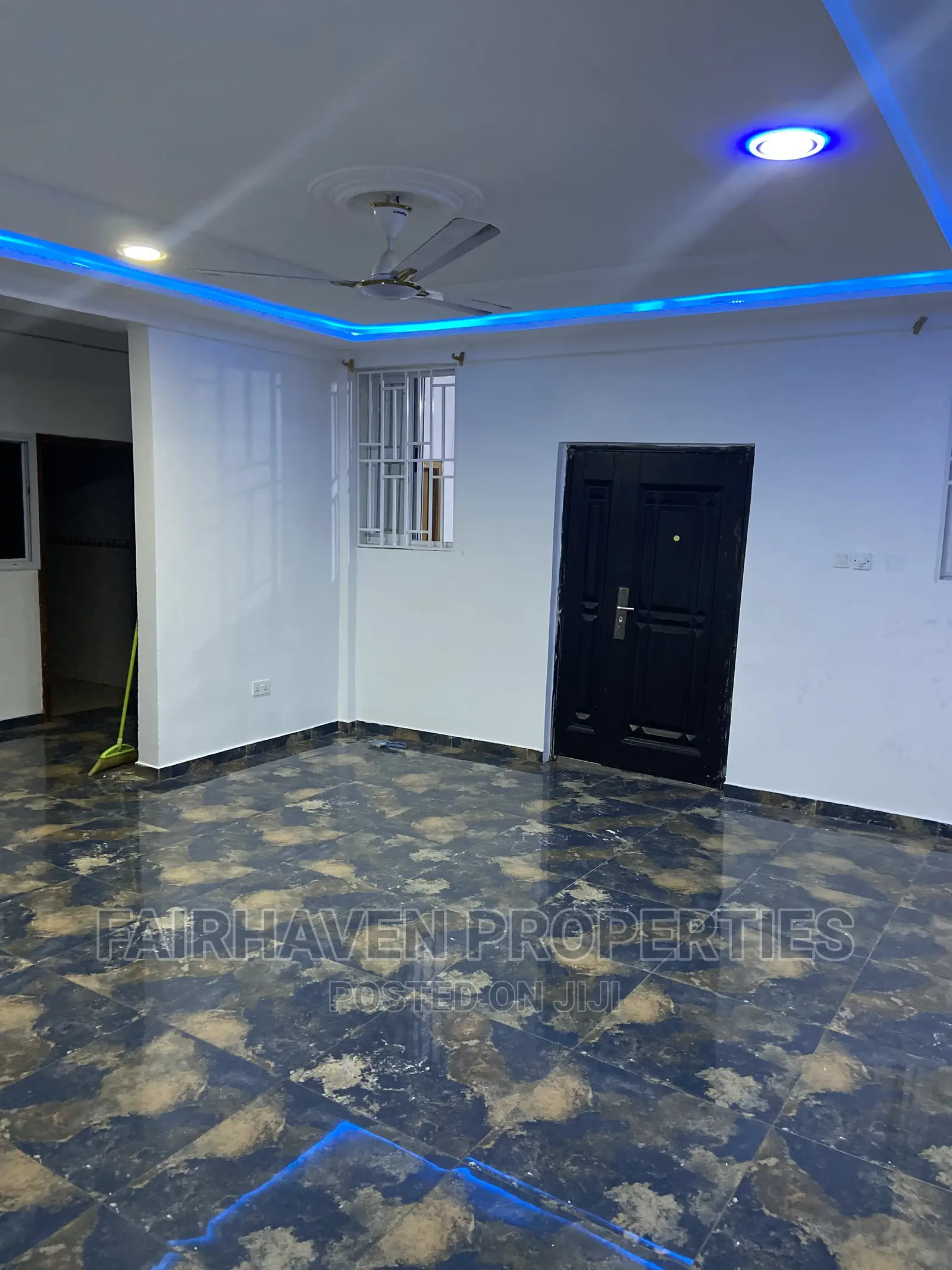 2bdrm Apartment in Tseaddo, Airport Residential Area for rent