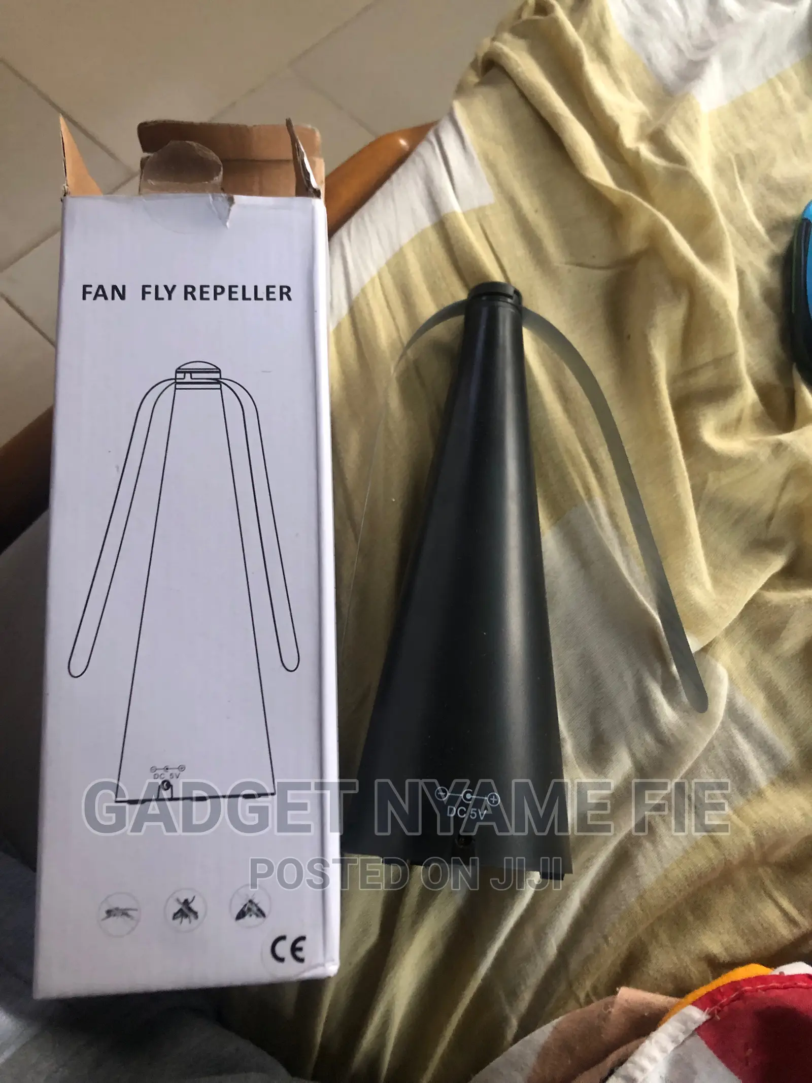 Chemical Free Tabletop Fly Repeller Fan