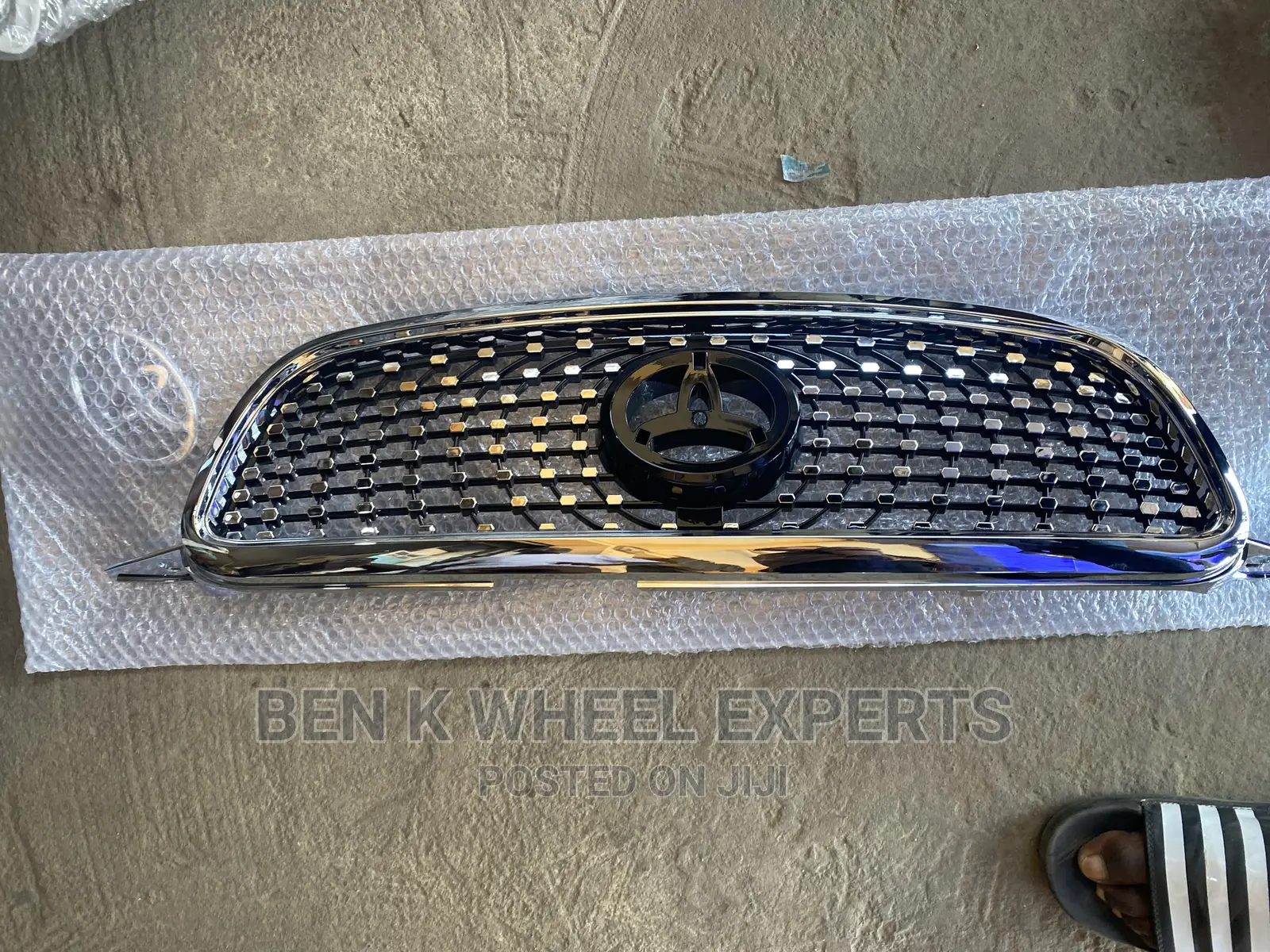 Chrome Bumper Grille Corolla S