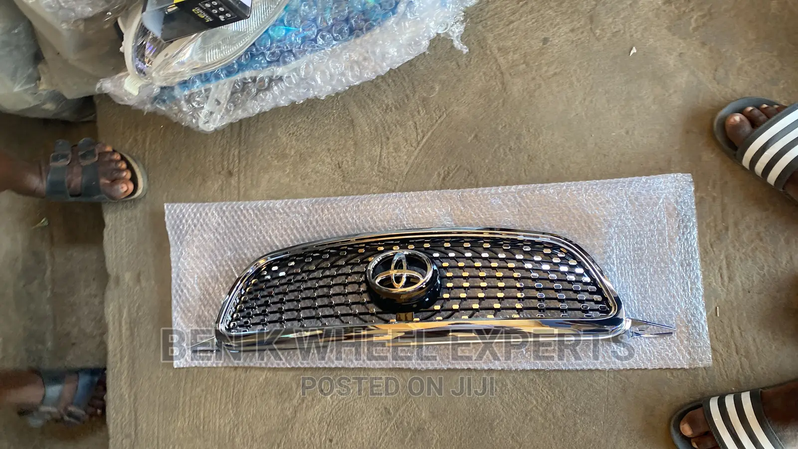 Chrome Bumper Grille Corolla S