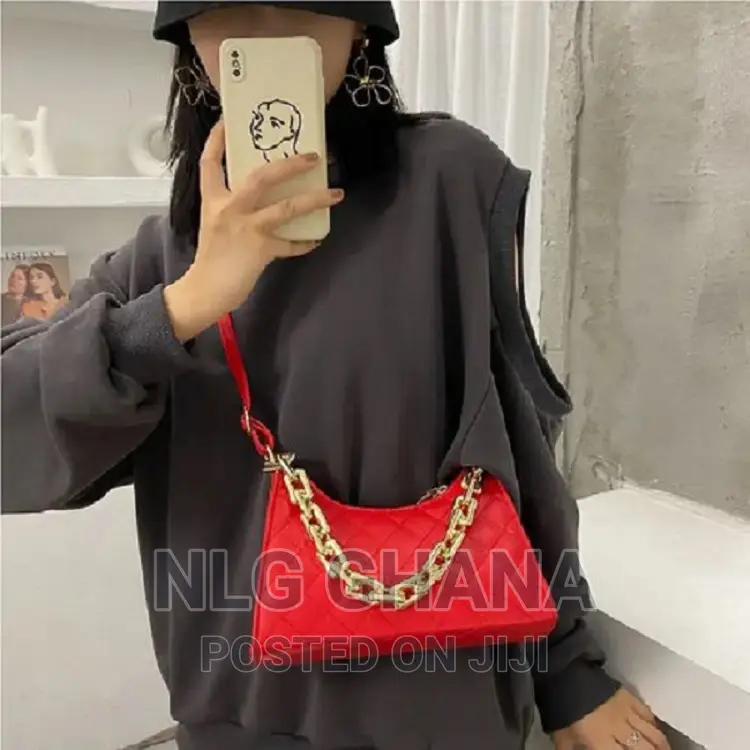 Elegant PU Leather Crossbody Chain Handbags