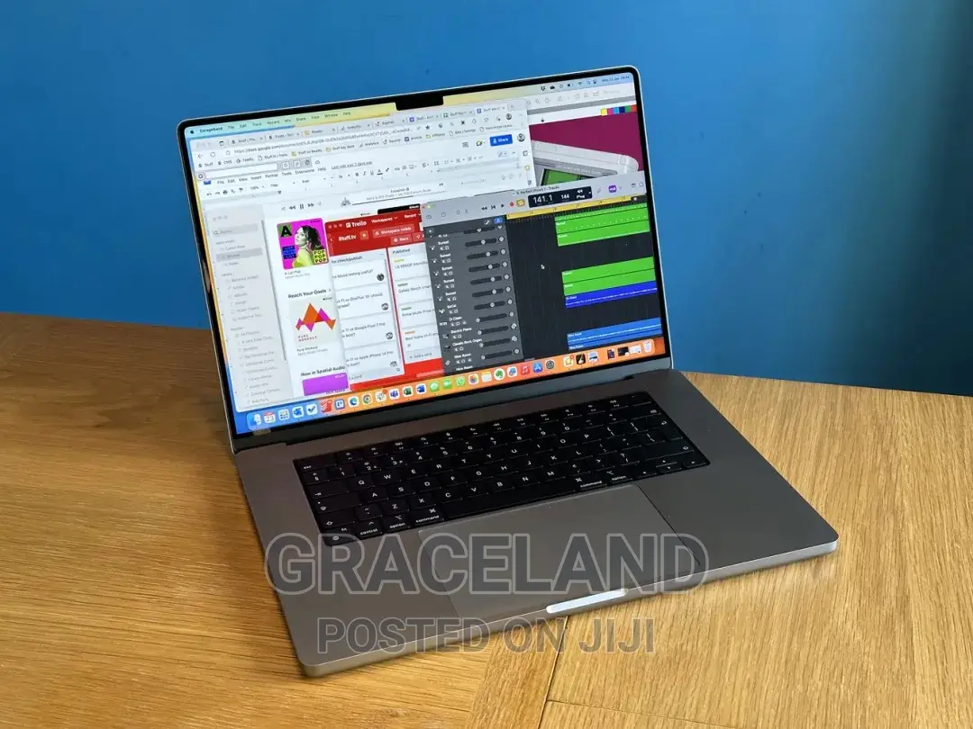 New Laptop Apple MacBook Pro 16GB Apple M2 SSD 1T