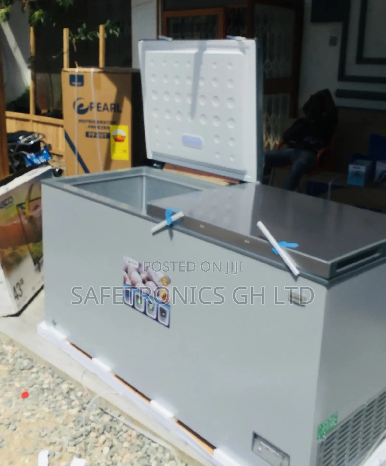  Chestfreezer Pearl Doubledoor PCF-610 Gray Electric 518L