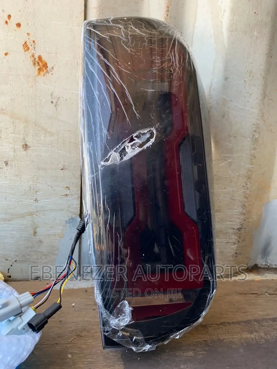 Tundra 2018,2019,2020 Spec Taillights