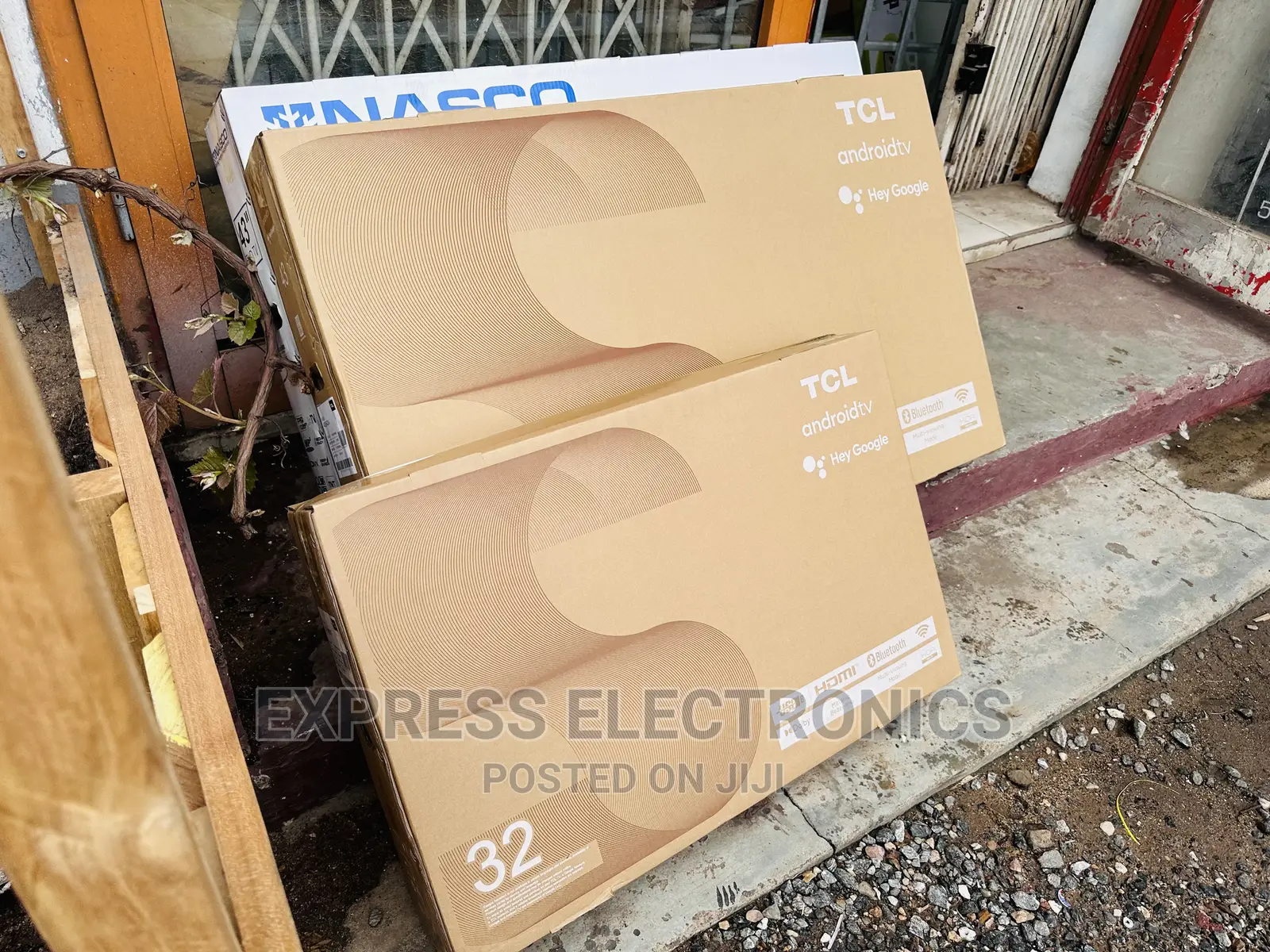 Get a Deal on 32S5400 a Smart TCL Tv FHD Glossy