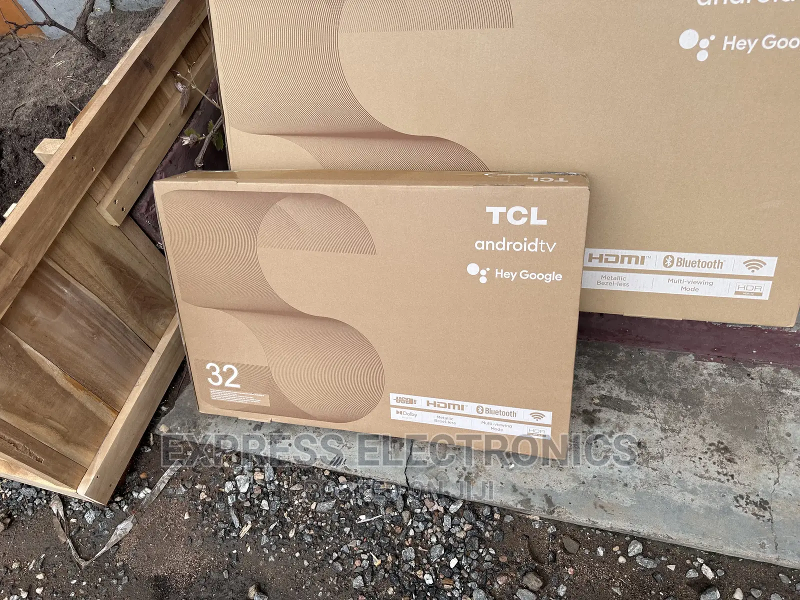 Get a Deal on 32S5400 a Smart TCL Tv FHD Glossy