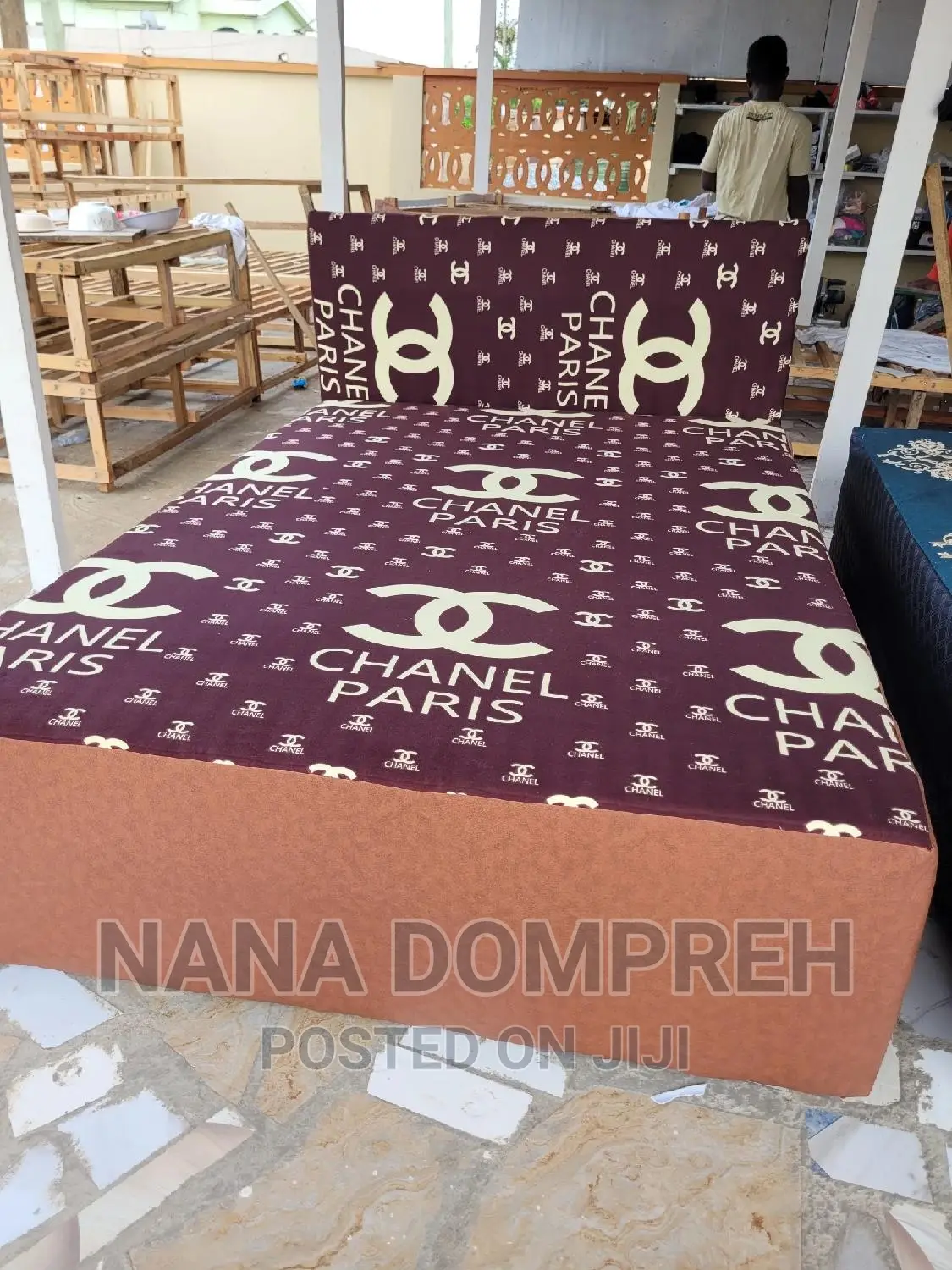 Inbuilt Double Bed