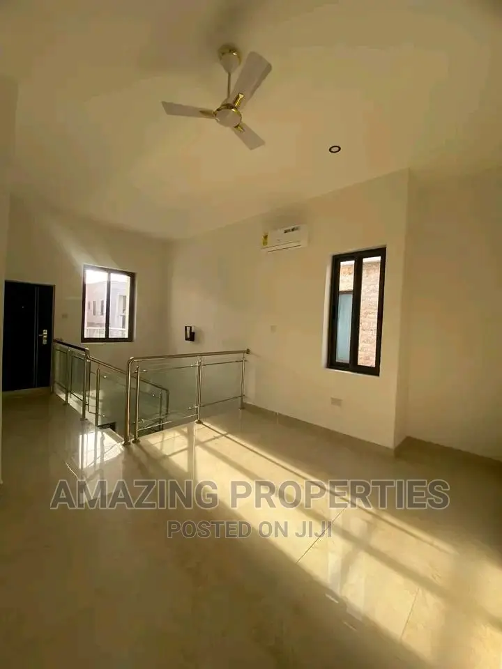 4bdrm House in East Legon for sale