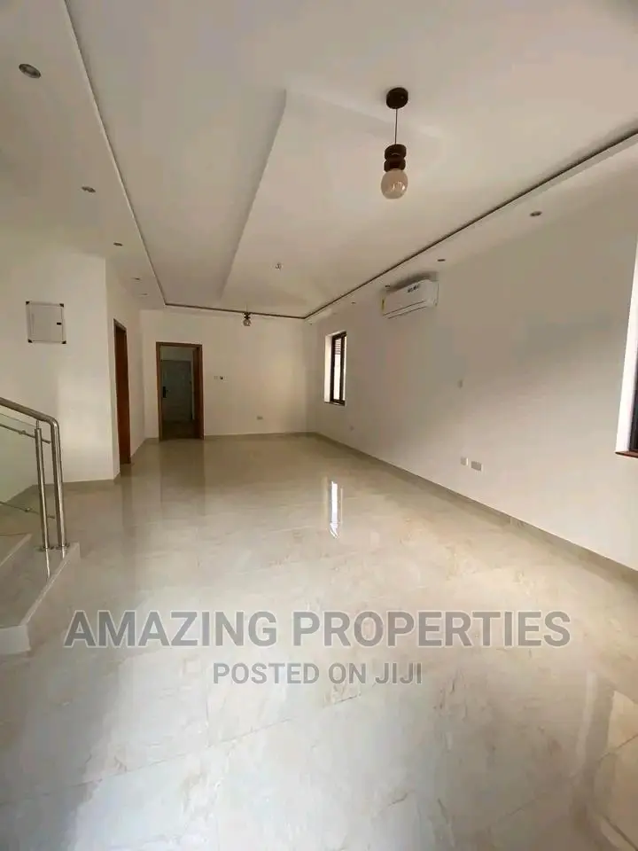4bdrm House in East Legon for sale