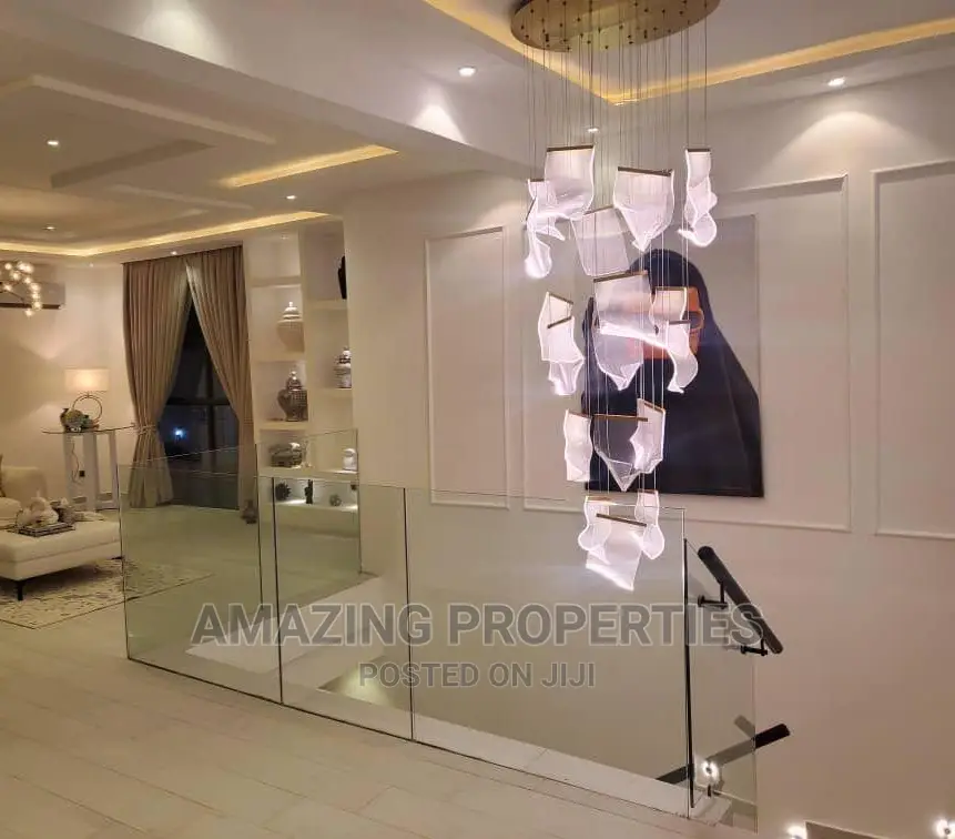 5bdrm House in East Legon for sale