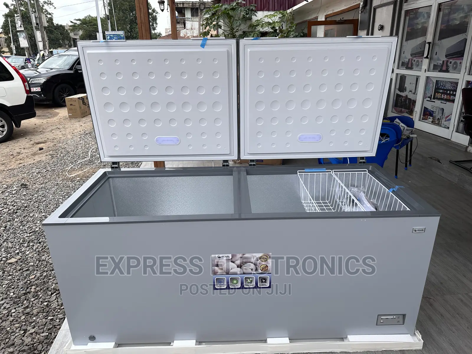 Friendly Budget PCF-850 (708L)Pearl Double Doorchest Freezer