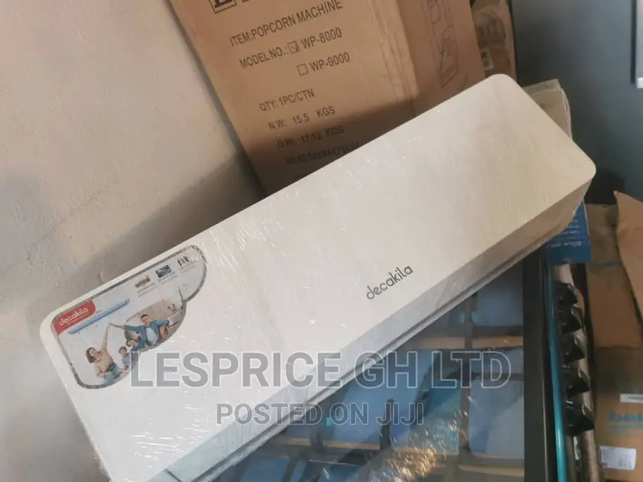Decakila-1.5hp Split Type Air Condition
