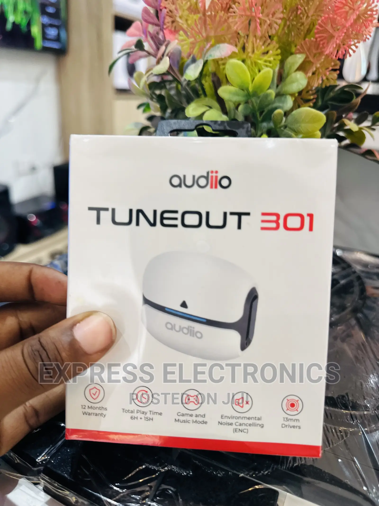Best Buy for Less Audiio Tuneout 301 White