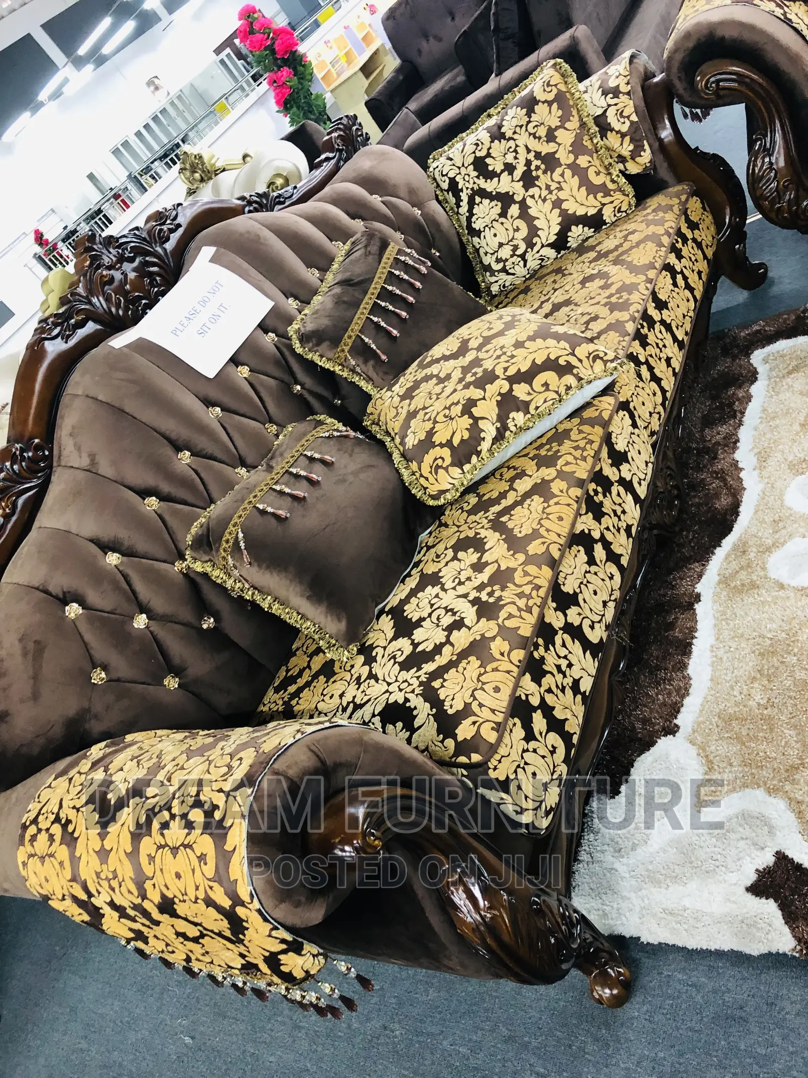 Executive Sofa Set