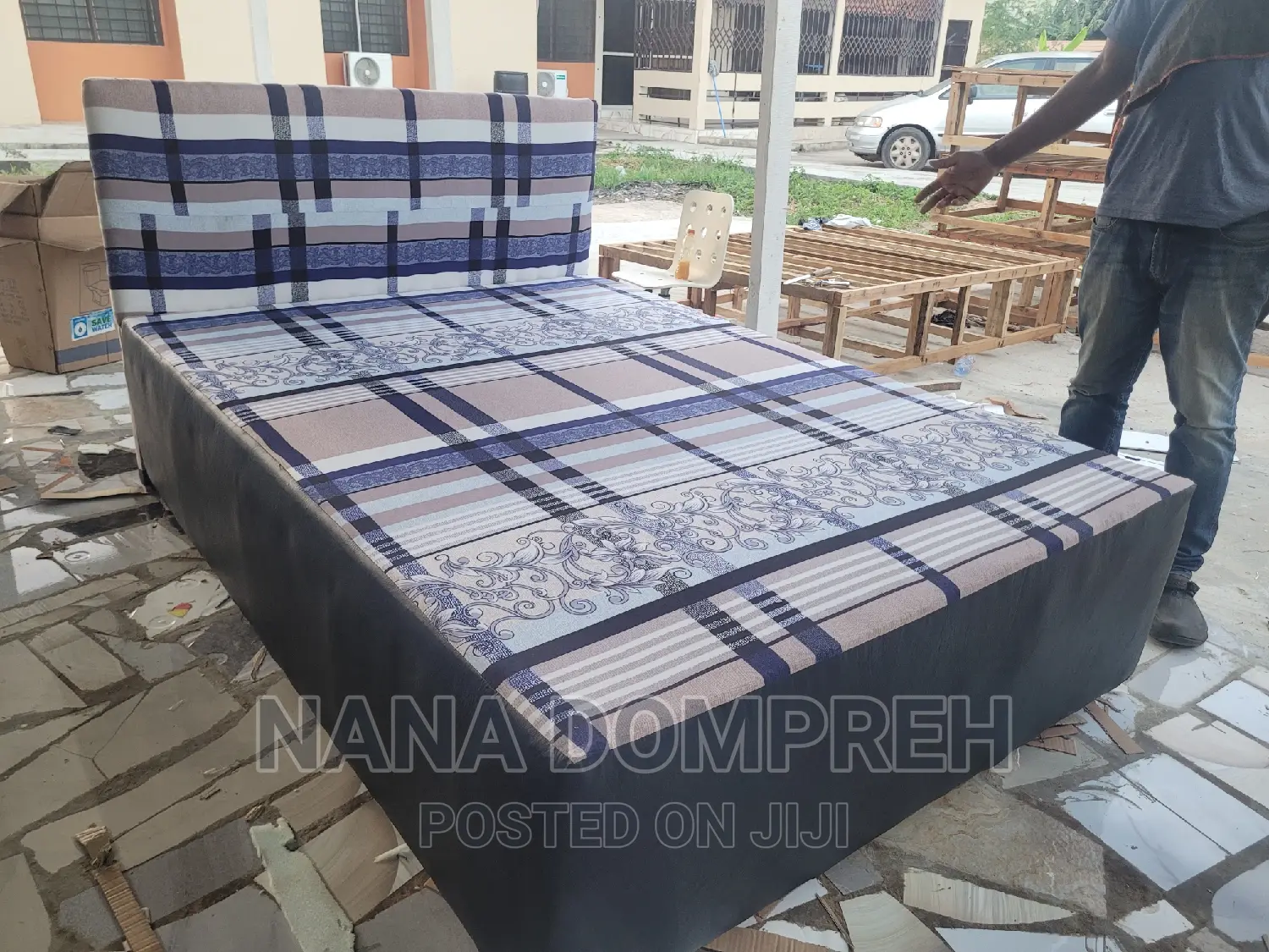 Inbuilt Double Bed