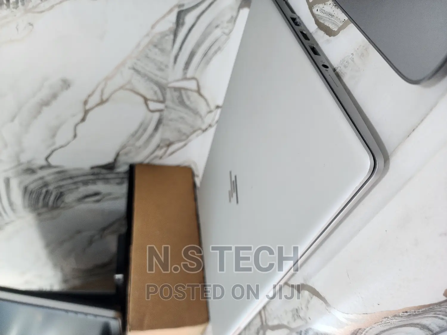 Laptop HP EliteBook 745 G5 8GB AMD Ryzen 3 SSD 256GB