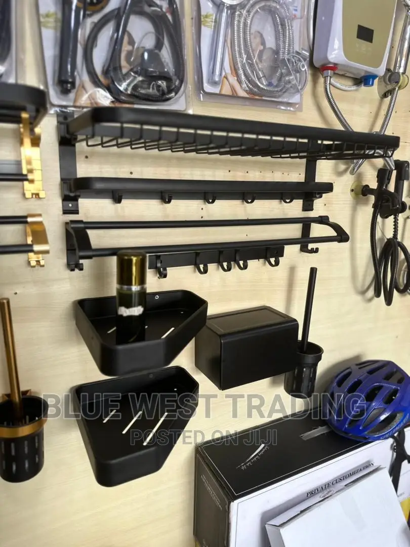 Black Bathroom Accessories