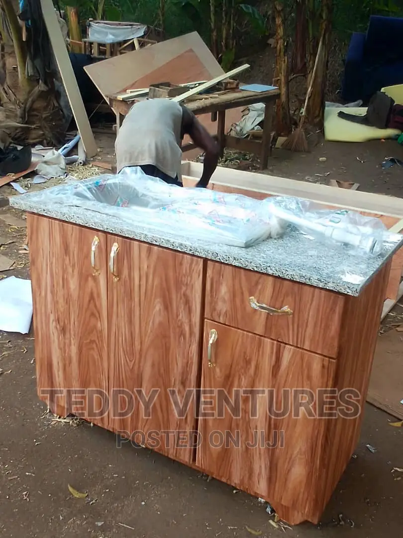 Quality Kitchen Cabinets With Sink ( Payment After Delivery)