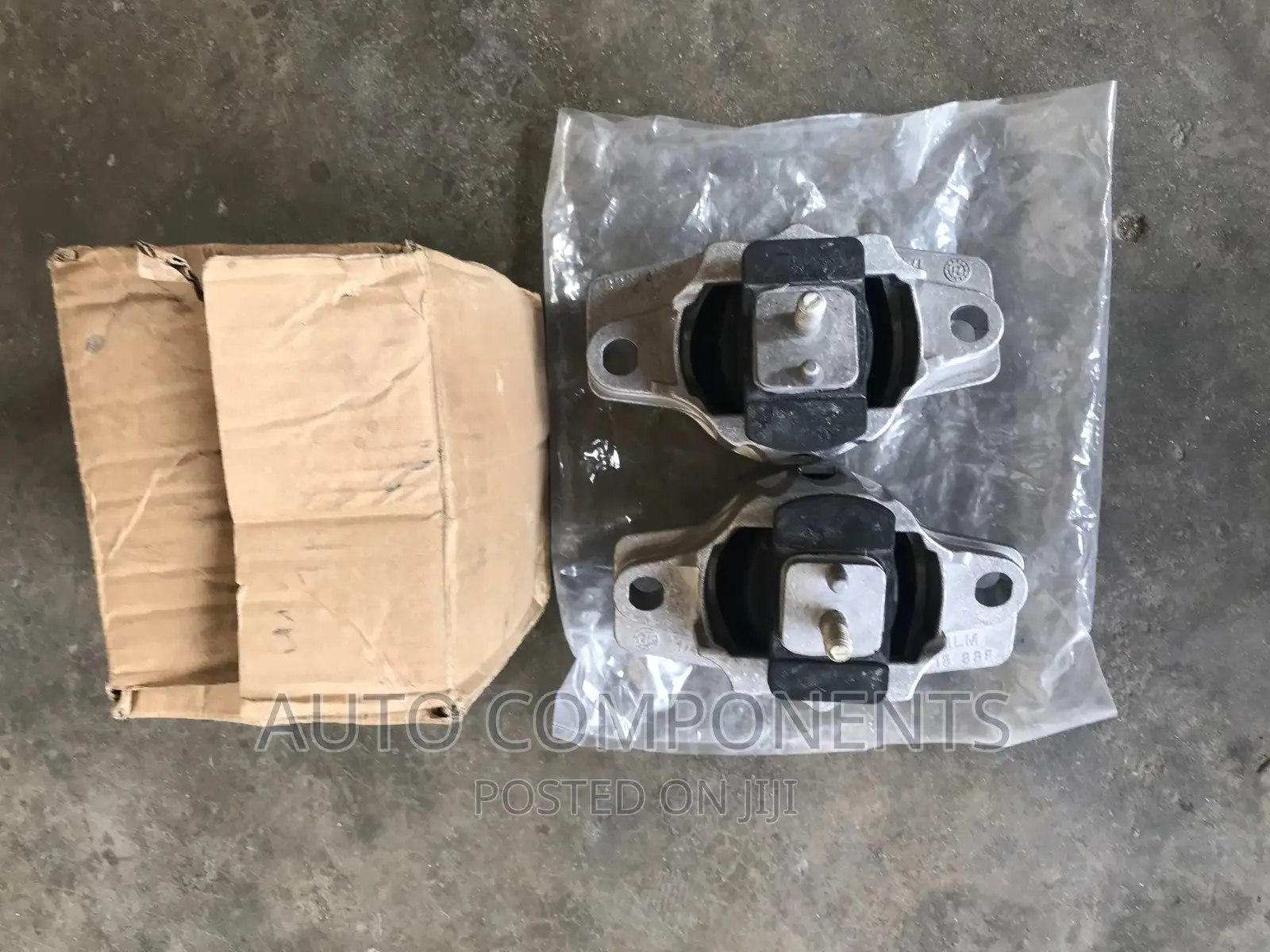 Range Rover Velar Engine Mount (Seat)