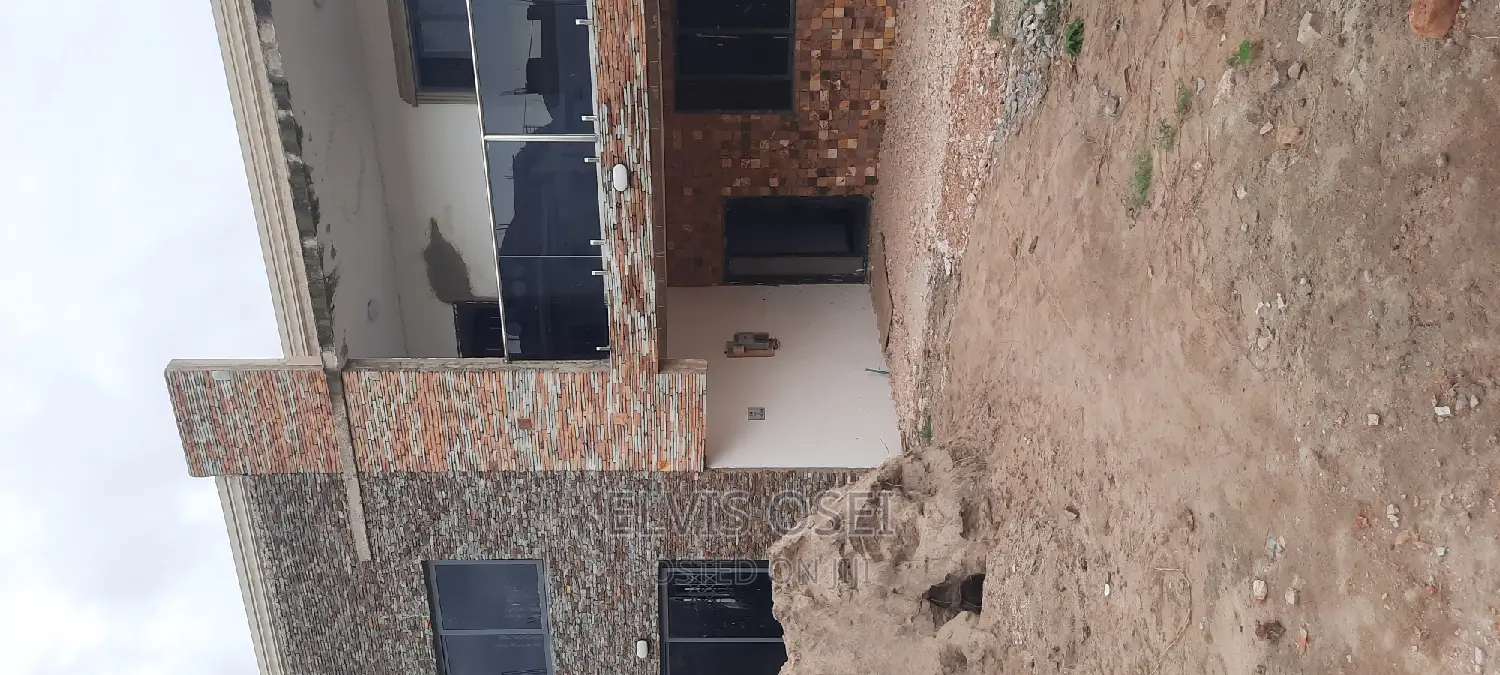 4bdrm House in Ghawe Bulemin, Bullemin for sale
