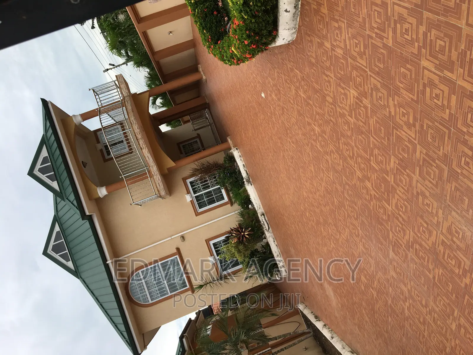 4bdrm House in Haatso, ECOMOG for sale