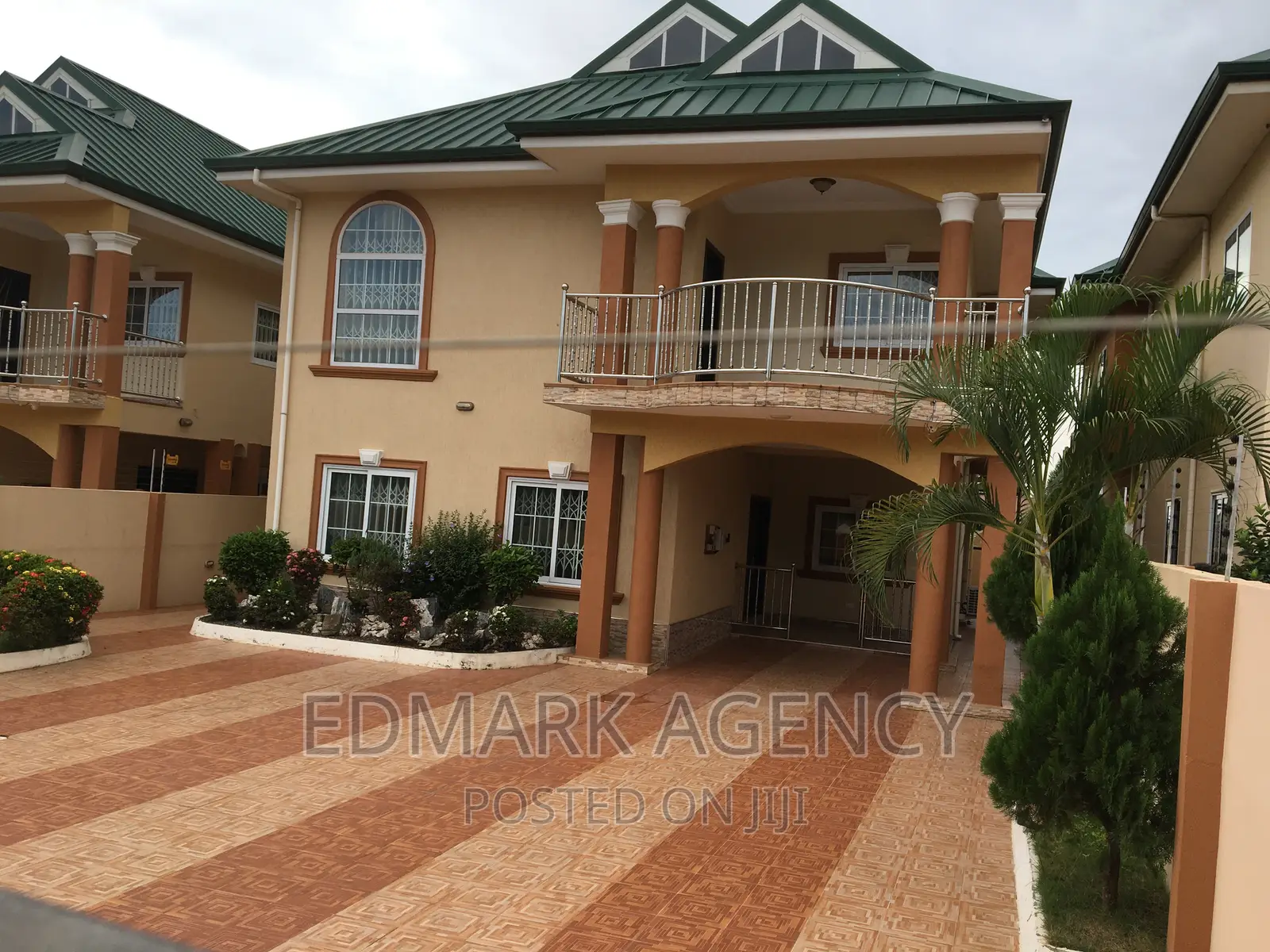 4bdrm House in Haatso, ECOMOG for sale