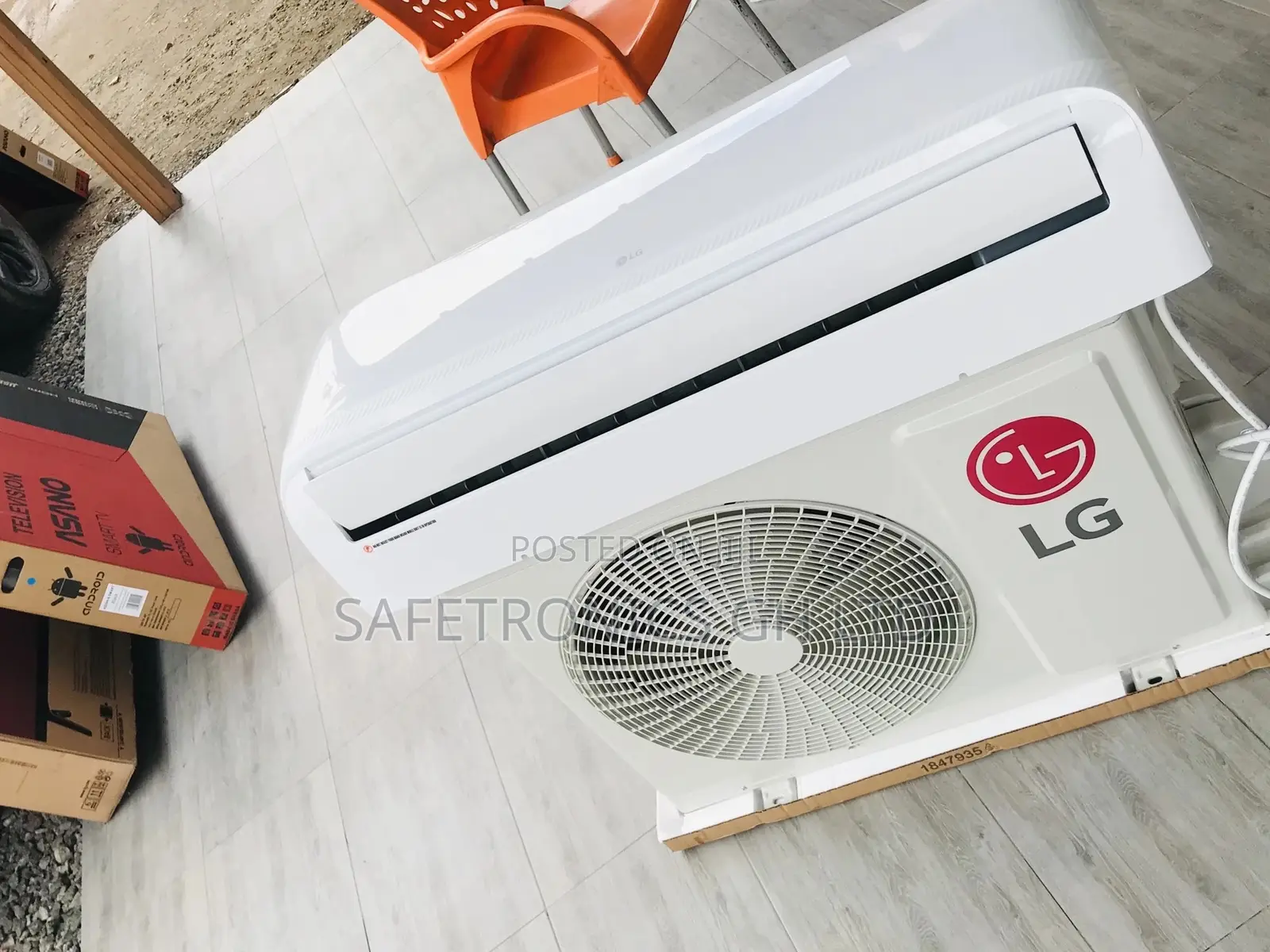 Lg Airconditioner Split R410 1.5hp Gas Electric White