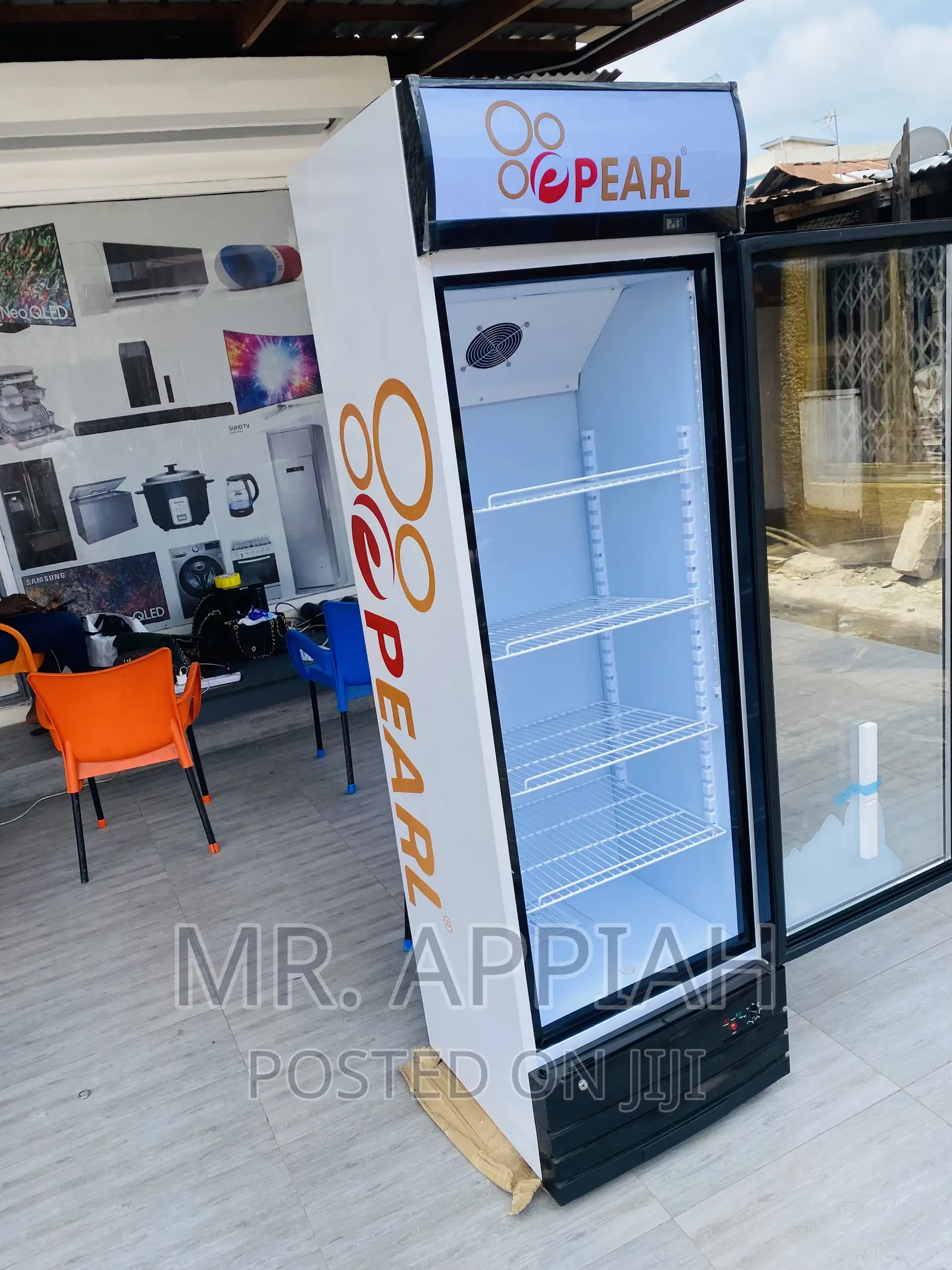 Purchase Classic Pearl PVC28 ,178 L 1 Door Display Fridge