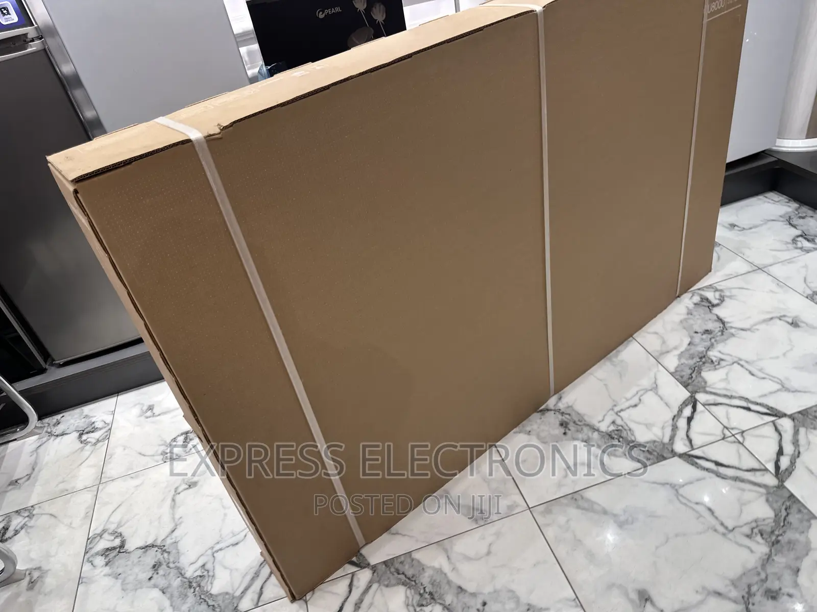 Vivid Slim UHD Smart Screen Samsung 75”Cu8000 Tv