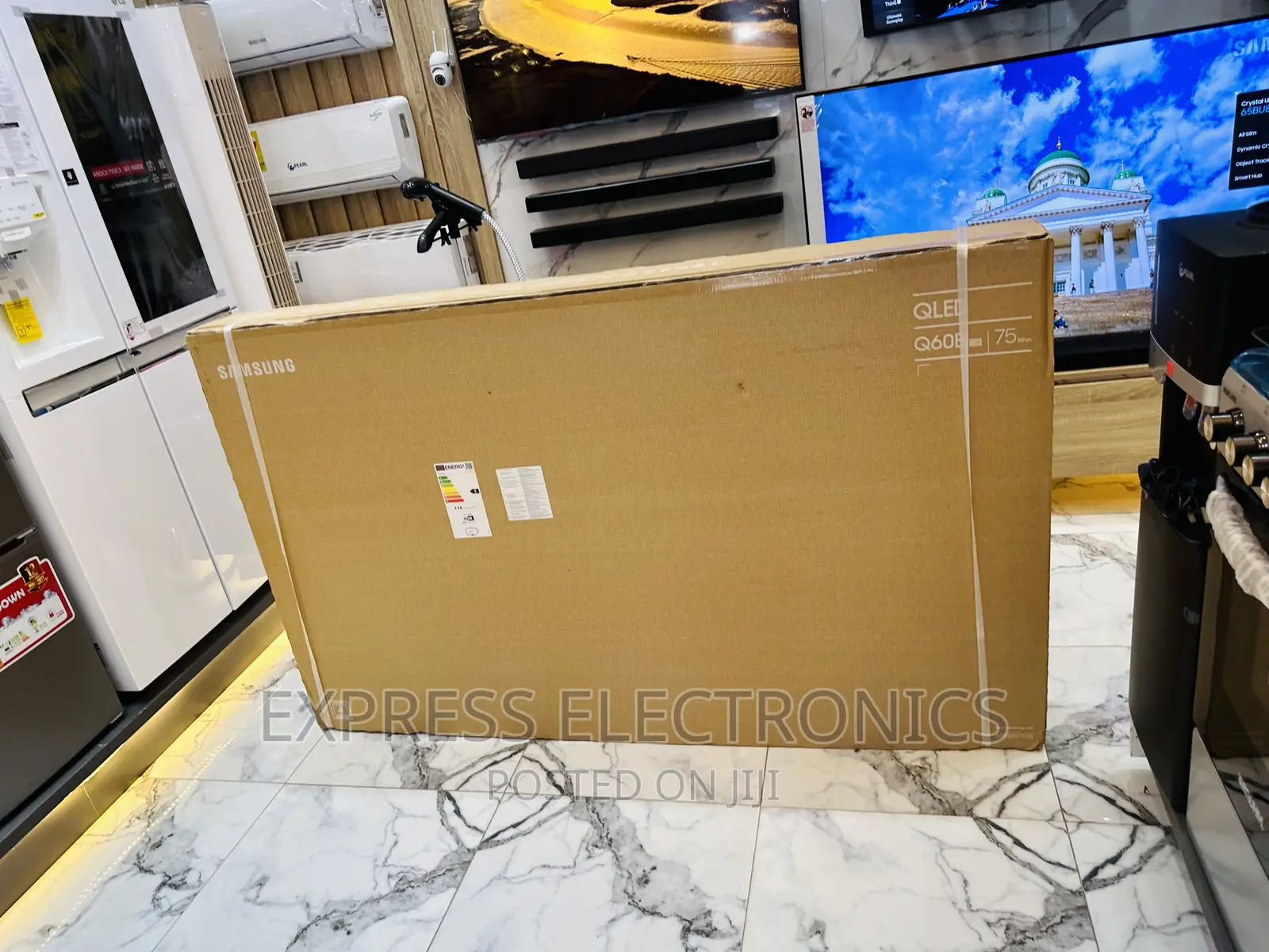 A Billion Shades of Color QLED Samsung 85”Q70B Tv 
