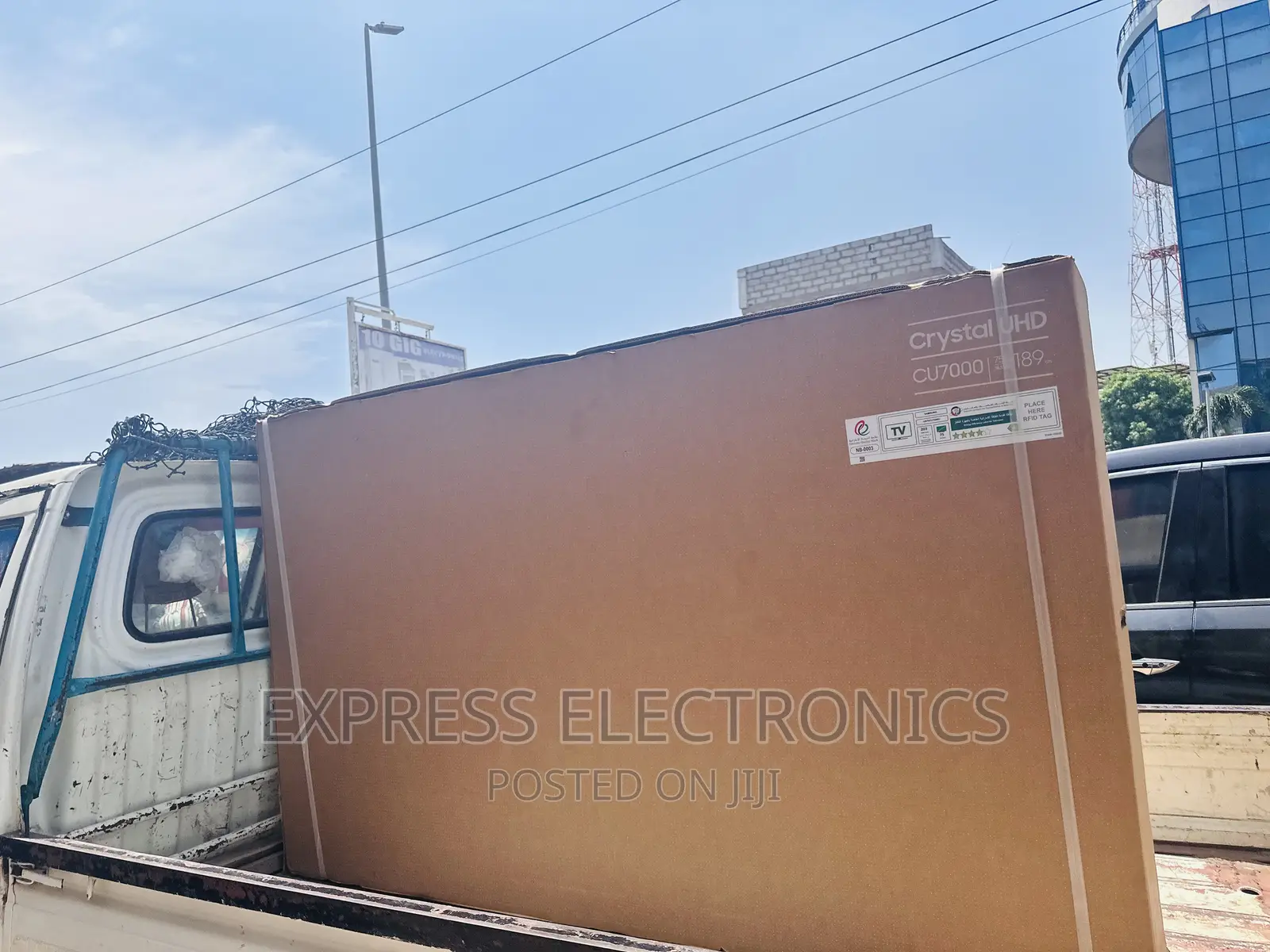 Realistic Shades and Hues 85Q60B QLED UHD Smart Samsung