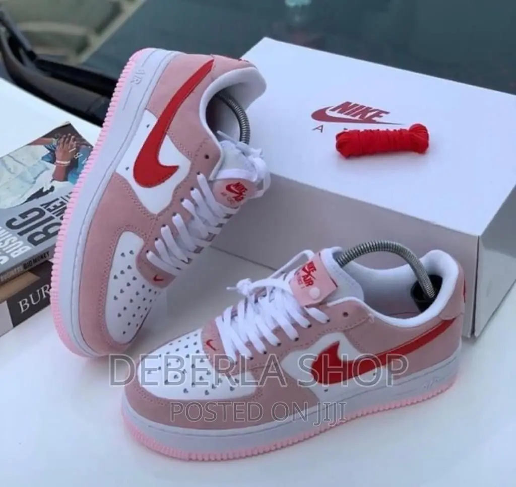 Nike Air Force 1 07