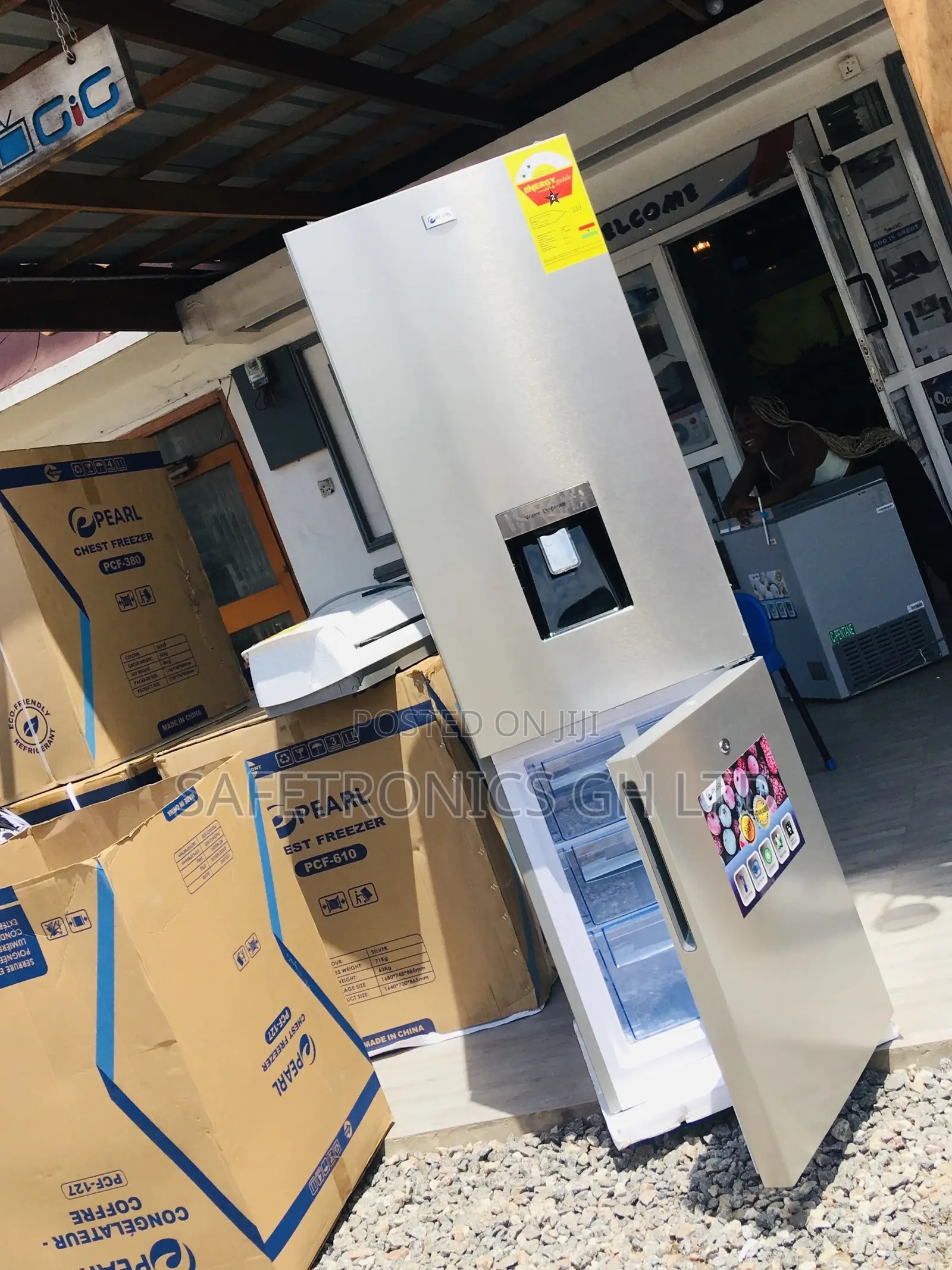 Doubledoor Pearl 251 Liters Bottomfreezer Pf-330bwd Fridge