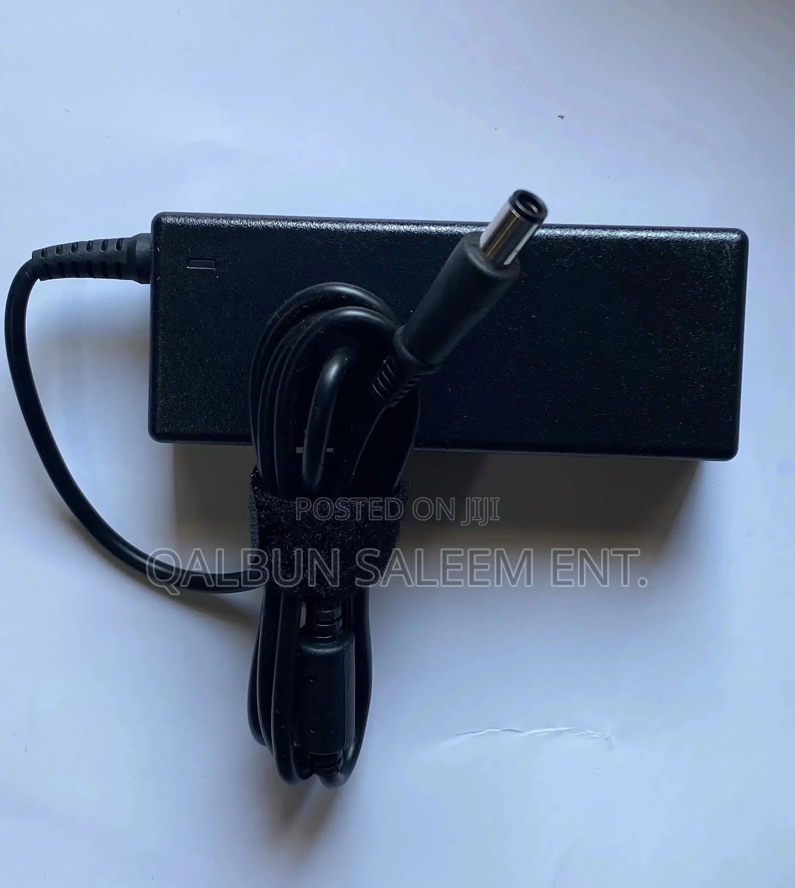 Original and Brand-New Dell Big Pin Adapter 19.5V 4.62A 90W