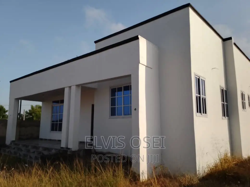3bdrm House in Amasaman for sale