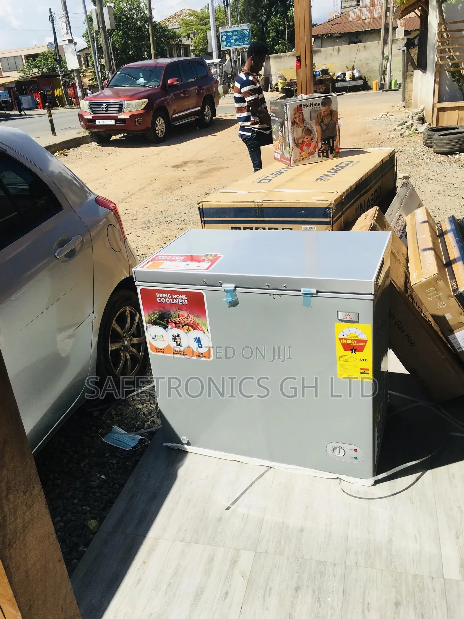 Chestfreezer Zara-260  Singledoor 200 Liters Gray