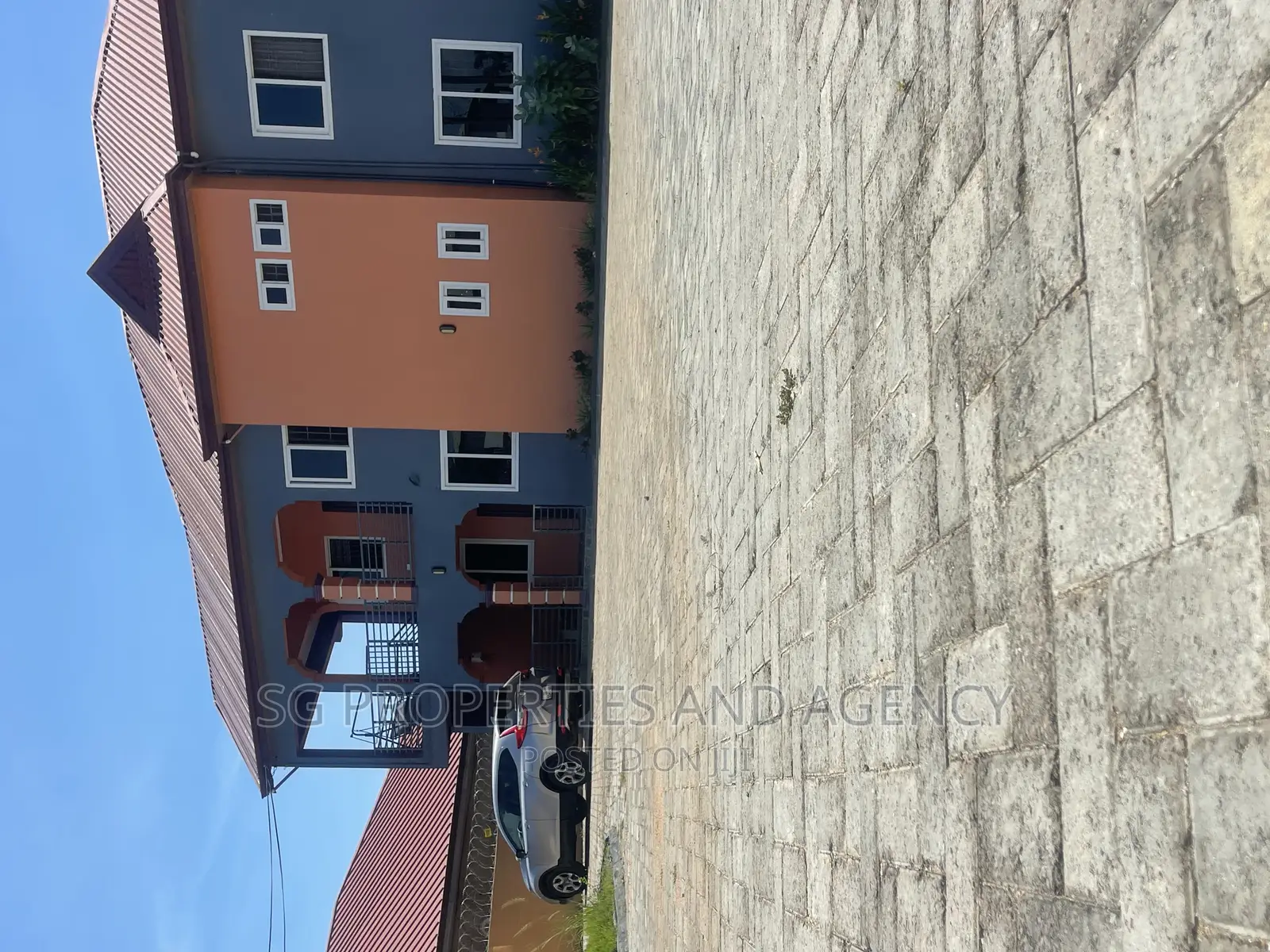 3bdrm Apartment in Sakumono, Spintex for rent