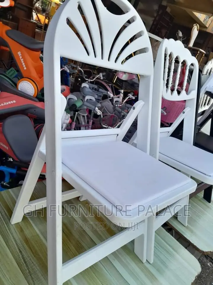 White Foldable Chair for Sale