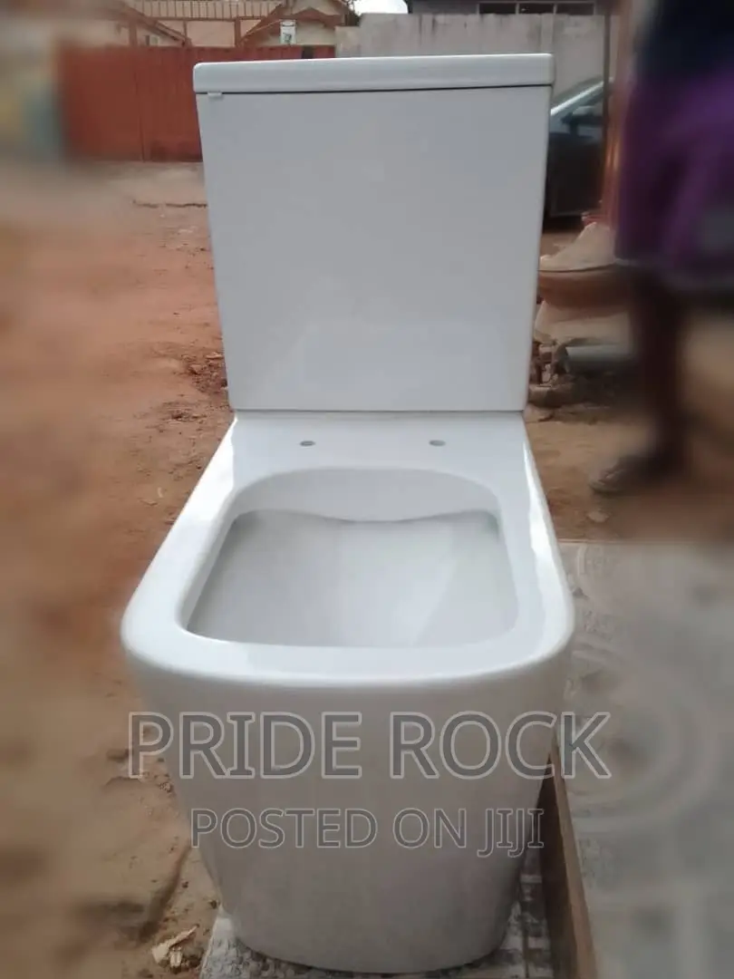 Classic Press Top Water Closet