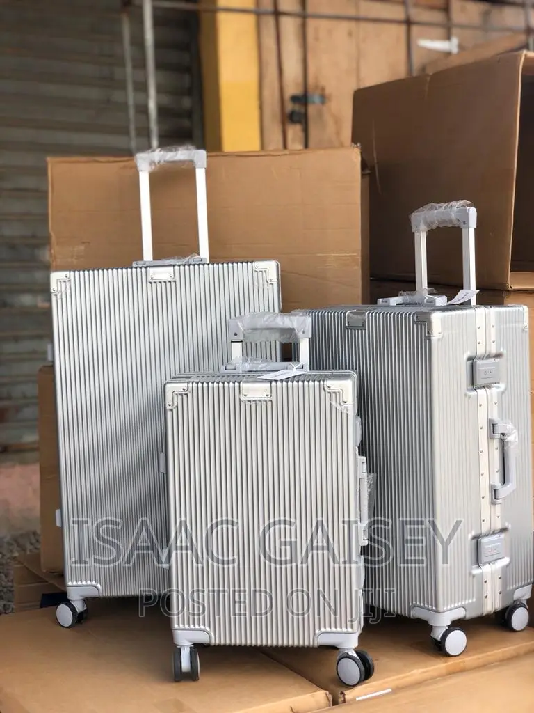 Zipless Quality Anticrake Luggages