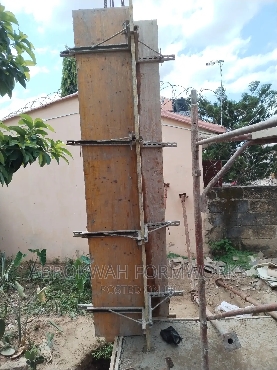Column/Pillars/Fotmwork/Woods/Scaffolds