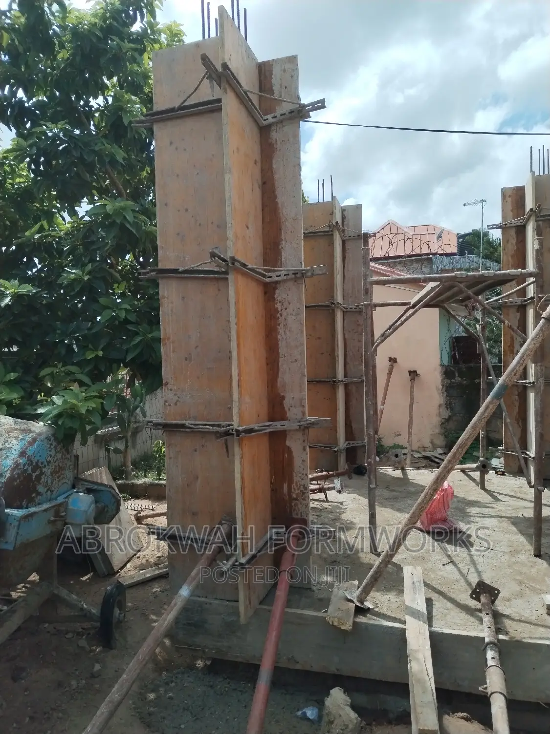 Column/Pillars/Fotmwork/Woods/Scaffolds
