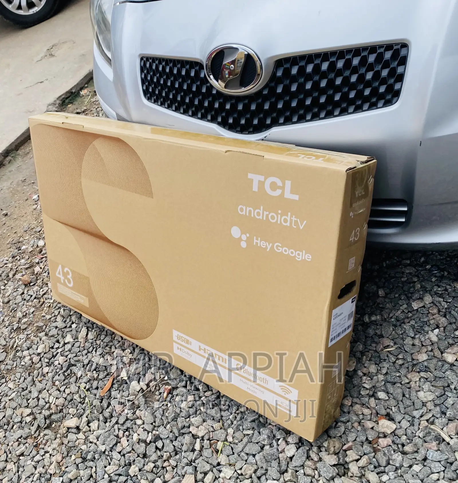 Reliable and Affordable TCL 43” HDR  Tv(Black)Electric