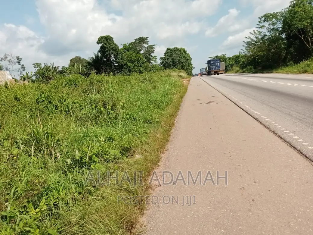 Full Plot for Sale at Santasi Darko