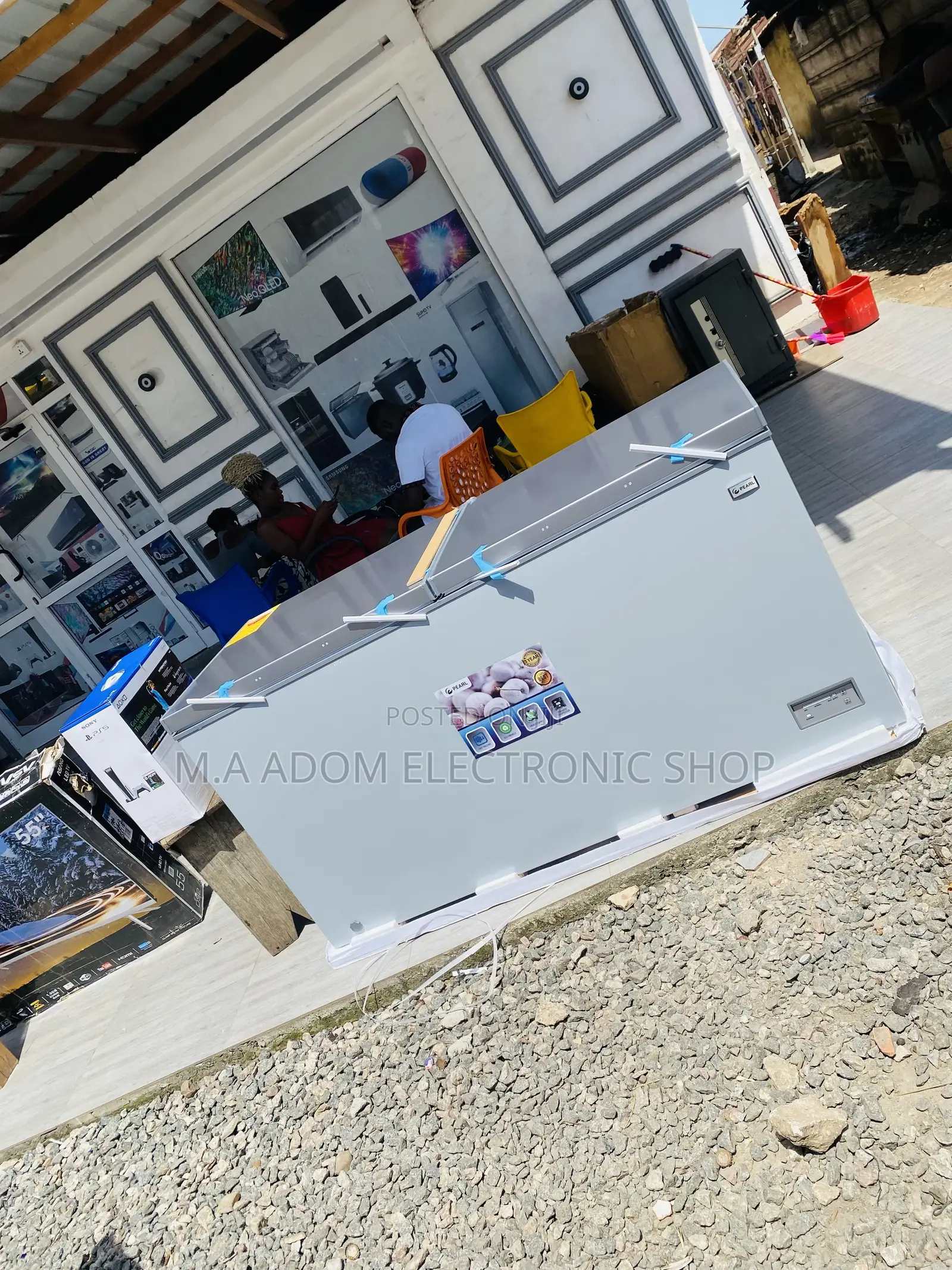 Highly Energy Saving Pearl PCF-610 Chest Freeer(Electric).