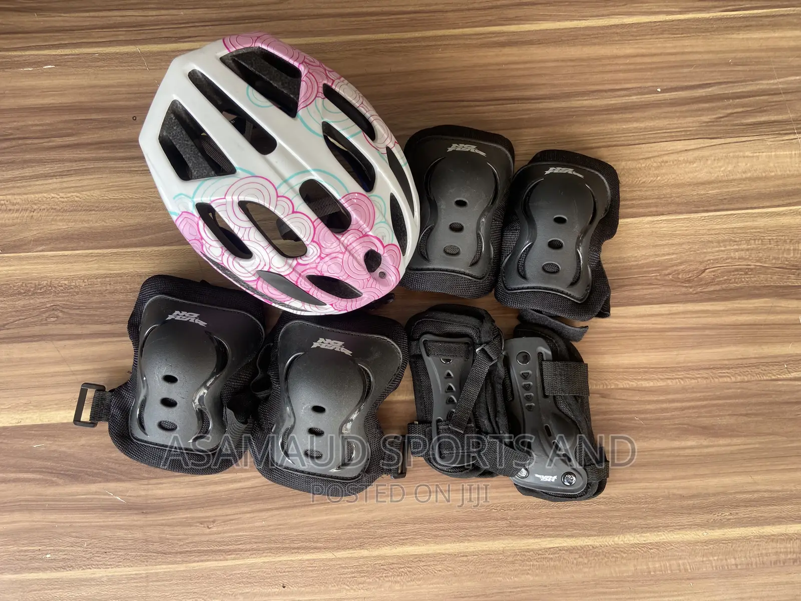 Original Skating Protecting Gears at Cool Price