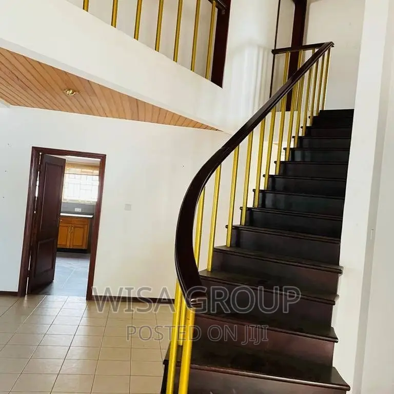 6bdrm Duplex in Wisa Groups, Accra Metropolitan for rent