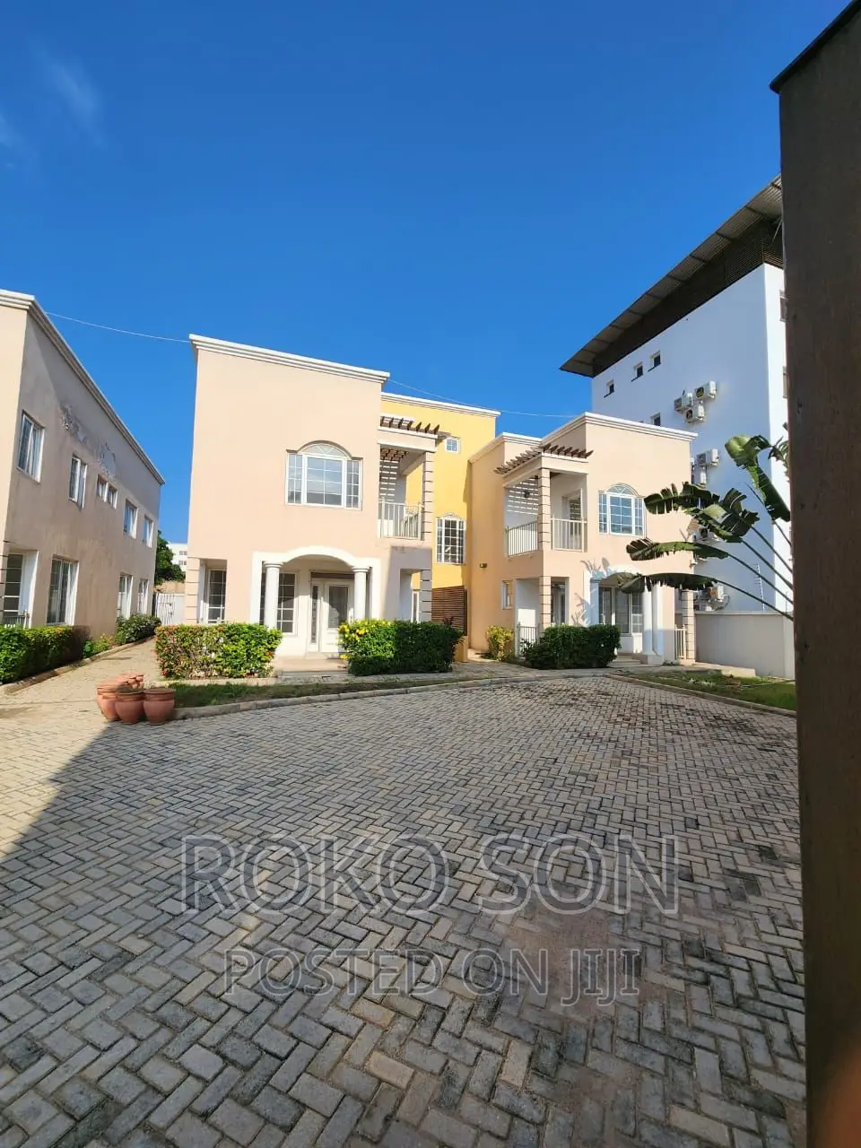4bdrm Townhouse/Terrace in Dr Roko, North Ridge for sale