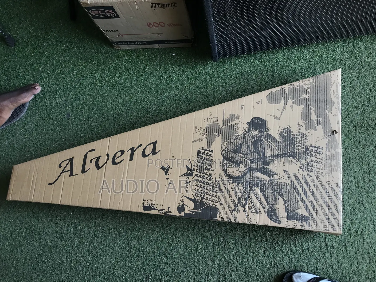 Alvera Acoustic Lead Guitar